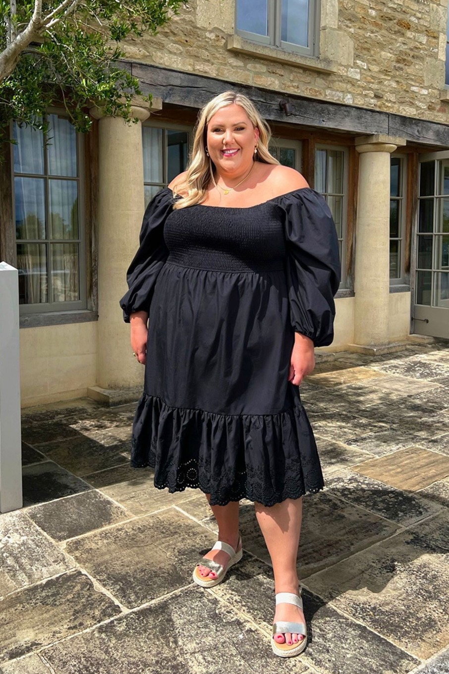 Bottoms Laura Adlington | Shirred Puff Sleeve Frill Hem Midi Dress Black